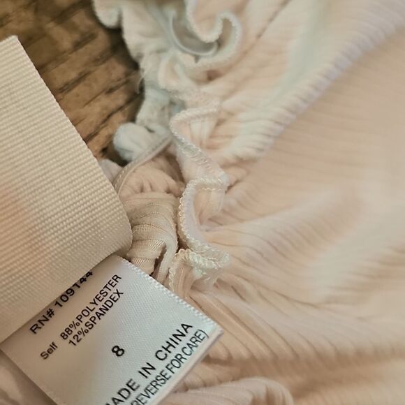 Cream Ribbed Crop Top Size 8 - Picture 3 of 8